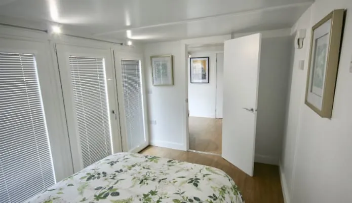 L-Shape Annexes — Booths Garden Studios