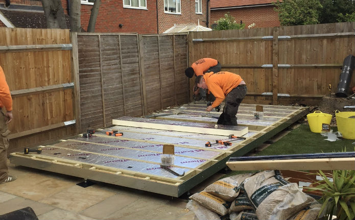 QCB garden office base showing its construction and insulation