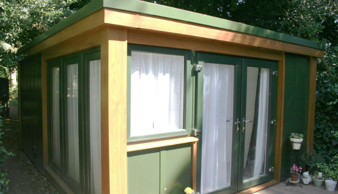 Granny annexe side windows on a 12' x 18' QC6 granny annexe installed by Booths Garden Studios